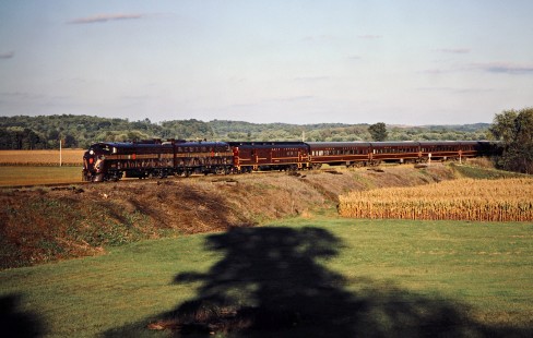 Westbound Ohio Central Railroad passenger train with F-units at Isleta, Ohio, on October 5, 2002. Photograph by John F. Bjorklund, © 2016, Center for Railroad Photography and Art. Bjorklund-78-04-17
