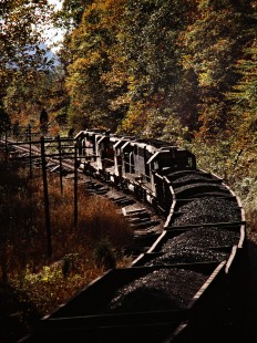 Southbound Clinchfield Railroad coal train in Dungannon, Virginia, on October 14, 1980. Photograph by John F. Bjorklund, © 2015, Center for Railroad Photography and Art. Bjorklund-41-17-21