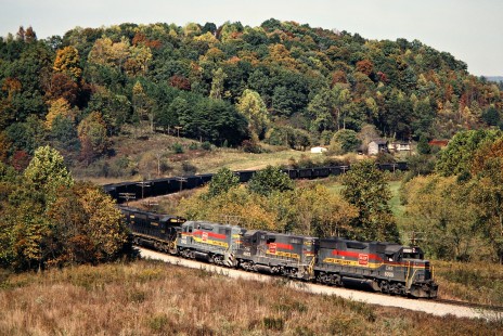 Southbound Clinchfield Railroad coal train in Blackmore, Virginia, on October 14, 1980. Photograph by John F. Bjorklund, © 2015, Center for Railroad Photography and Art. Bjorklund-41-17-15