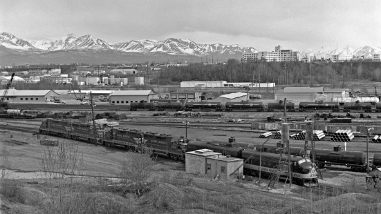 Alaska Railroad EMD locomotives at the Anchorage yard, c. 1973. Photograph by Leo King, © 2015, Center for Railroad Photography and Art. King-03-044-006