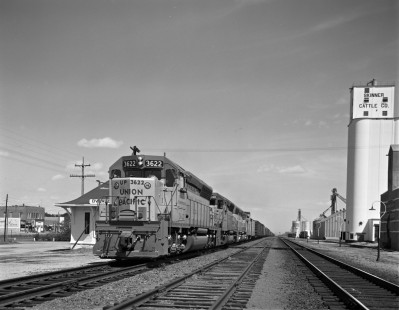 Union Pacific Railroad diesel locomotive no. 3622 hauls westbound freight on May 8, 1968 at Overton, Nebraska. Photograph by Victor Hand. Hand-UP-64-011.JPG