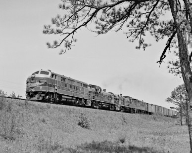 Birmingham-bound Central of Georgia Railway freight train no. 31 approaches Opelika, Alabama, in April 1954. Photograph by J. Parker Lamb, © 2016, Center for Railroad Photography and Art. Lamb-02-012-09