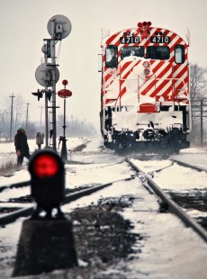Westbound Canadian Pacific Railway freight train in the snow at Kent Bridge, Ontario, on April 5, 1975. Photograph by John F. Bjorklund, © 2015, Center for Railroad Photography and Art. Bjorklund-36-26-09