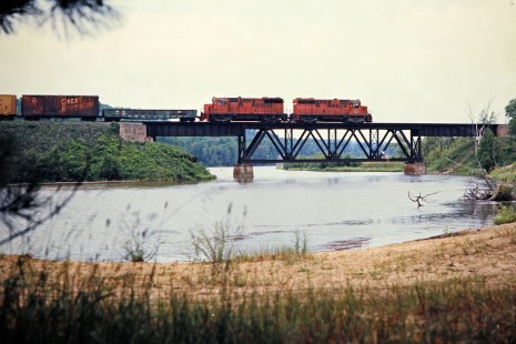 Southbound Ann Arbor Railroad freight train at Manistee River in Mesick, Michigan, on July 10, 1976. Photograph by John F. Bjorklund, © 2015, Center for Railroad Photography and Art. Bjorklund-03-19-08