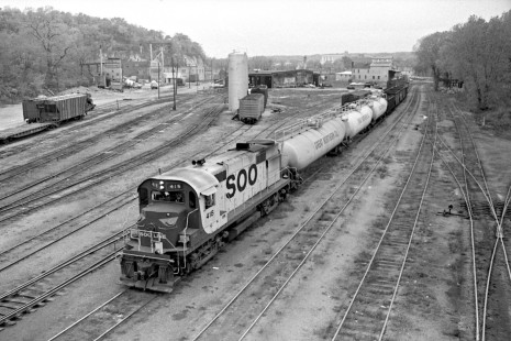 Soo Line RS-27 diesel locomotive no. 415 leading a local freight train in St. Paul, Minnesota, on October 14, 1968. This is the first Soo train to the refinery at Pine Bend. Photograph by Wallace W. Abbey, © 2015, Center for Railroad Photography and Art. Abbey-06-119-20