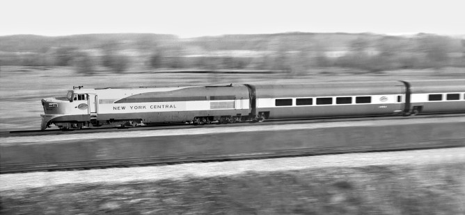 New York Central Railroad <i>X-plorer</i> passenger train speeds northward on double-track north of Fairborn, Ohio, in June 1956. Photograph by J. Parker Lamb, © 2015, Center for Railroad Photography and Art. Lamb-01-025-01