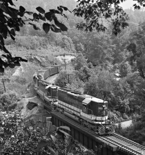 Eastbound Southern Railway coal train crosses bridge en route from Asheville to Old Fort, North Carolina, in August 1973. Photograph by J. Parker Lamb, © 2016, Center for Railroad Photography and Art. Lamb-01-085-06
