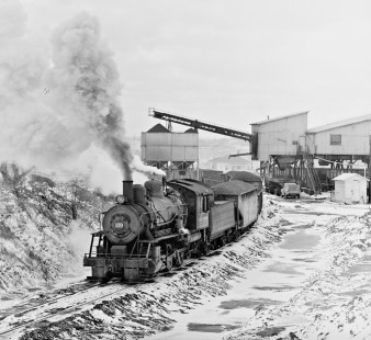 Bevier & Southern Railroad loaded coal train leaving a mine near Binkley, Missouri, behind former Illinois Central 2-6-0 steam locomotive no. 109 on December 1, 1958. Photograph by J. Parker Lamb, © 2015, Center for Railroad Photography and Art. Lamb-01-049-01