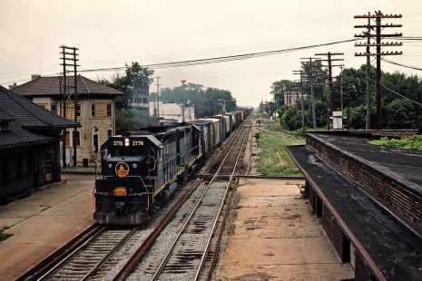 Westbound Baltimore and Ohio Railroad freight train in Deshler, Ohio, on August 7, 1977. Photograph by John F. Bjorklund, © 2015, Center for Railroad Photography and Art. Bjorklund-16-04-12