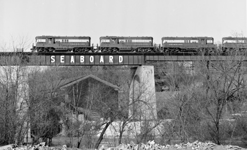 Southbound Seaboard Air Line Railroad train crosses high bridge over the Appomattox River at Petersburg, Virginia, in March 1962. Photograph by J. Parker Lamb, © 2016, Center for Railroad Photography and Art. Lamb-01-075-02