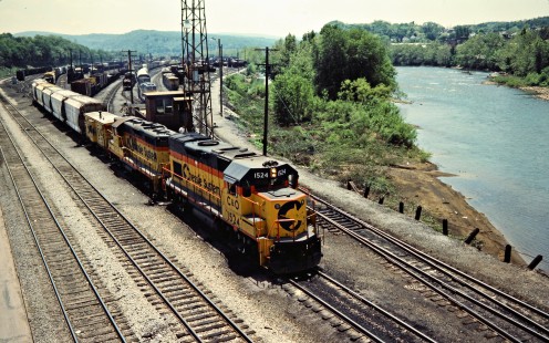 Yard engines switching a freight train on the Baltimore and Ohio Railroad in Connellsville, Pennsylvania, on May 27, 1984. Photograph by John F. Bjorklund, © 2015, Center for Railroad Photography and Art. Bjorklund-17-14-20