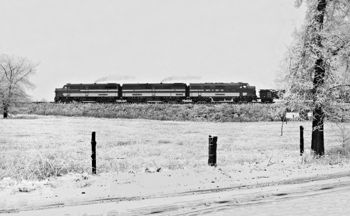 Wabash Railroad westbound freight train hustling through the frozen landscape near Tolono, Illinois, in February 1960. Photograph by J. Parker Lamb, © 2015, Center for Railroad Photography and Art. Lamb-01-036-02