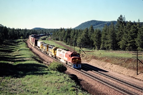 Santa Fe Railway freight train in Williams, Arizona, on June 5, 1990. Photograph by John F. Bjorklund, © 2015, Center for Railroad Photography and Art. Bjorklund-05-24-09