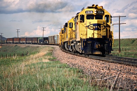 Southbound Santa Fe Railway freight train in Palmer Lake, Colorado, on May 22, 1987.  Photograph by John F. Bjorklund, © 2015, Center for Railroad Photography and Art. Bjorklund-05-12-04