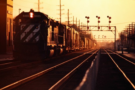 Eastbound Burlington Northern Railroad freight train in Downers Grove, Illinois, on April 17, 1976. Photograph by John F. Bjorklund, © 2015, Center for Railroad Photography and Art. Bjorklund-09-16-13