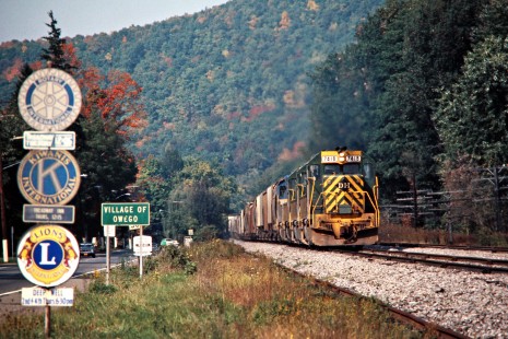 Eastbound Delaware and Hudson Railway freight train with former Reading locomotives in Owego, New York, on October 3, 1976. Photograph by John F. Bjorklund, © 2015, Center for Railroad Photography and Art. Bjorklund-18-21-09