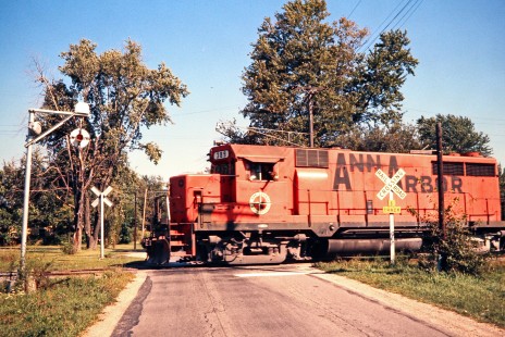 Northbound Ann Arbor Railroad freight train passing a wig-wag signal in Azalia, Michigan, on September 15, 1974. Photograph by John F. Bjorklund, © 2015, Center for Railroad Photography and Art. Bjorklund-01-11-14