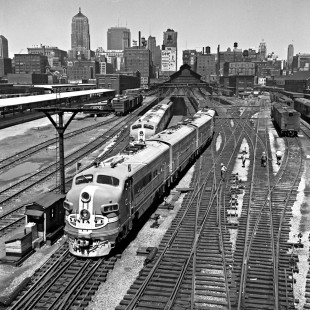 Santa Fe Railway passenger trains at Chicago's Dearborn Station, as seen from Roosevelt Road on July 20, 1952. Photograph by Wallace W. Abbey, © 2015, Center for Railroad Photography and Art. Abbey-03-044-03