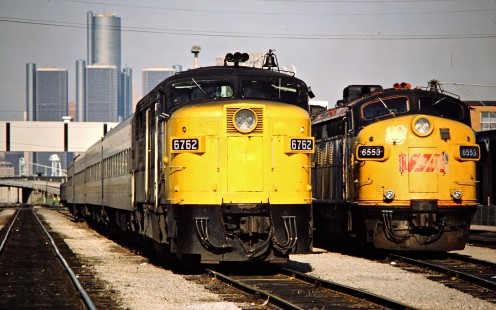 VIA Rail passenger trains on the Canadian National Railway in Windsor, Ontario, on April 19, 1986. Photograph by John F. Bjorklund, © 2015, Center for Railroad Photography and Art. Bjorklund-21-26-03
