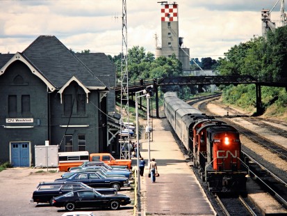 Eastbound Canadian National Railway passenger train in Woodstock, Ontario, on September 4, 1982. Photograph by John F. Bjorklund, © 2015, Center for Railroad Photography and Art. Bjorklund-21-11-29