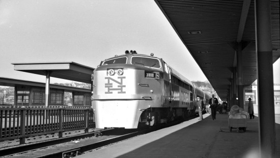 New York, New Haven and Hartford <i>Dan'l Webster</i> passenger train leaving Union Station in Providence,  Rhode Island, circa 1957. Photograph by Leo King, © 2016, Center for Railroad Photography and Art. King-01-068-001