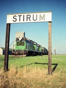 Eastbound Burlington Northern Railroad in Stirum, North Dakota, on May 17, 1978. Photograph by John F. Bjorklund, © 2015, Center for Railroad Photography and Art. Bjorklund-09-26-20