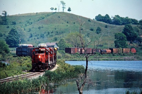 Westbound Ann Arbor Railroad freight train at Elberta, Michigan, on June 5, 1976. Photograph by John F. Bjorklund, © 2015, Center for Railroad Photography and Art. Bjorklund-01-13-02