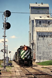 Eastbound Burlington Northern Railroad freight train passing through Buffalo, North Dakota, on July 4, 1980. Photograph by John F. Bjorklund, © 2015, Center for Railroad Photography and Art. Bjorklund-11-01-09