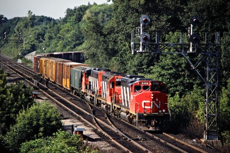 Eastbound Canadian National Railway freight train in Bayview, Ontario, on August 18, 1992. Photograph by John F. Bjorklund, © 2015, Center for Railroad Photography and Art. Bjorklund-23-02-04