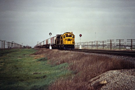 Santa Fe Railway freight train in Panhandle, Texas, on May 13, 1985. Photograph by John F. Bjorklund, © 2015, Center for Railroad Photography and Art. Bjorklund-04-28-21