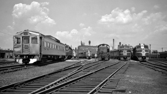 New York, New Haven and Hartford railroad locomotives, including no. 0405 and no. 0710, at Dover Street engine terminal in Boston, Massachusetts, on May 12th, 1954.  Photograph by Leo King, © 2016, Center for Railroad Photography and Art. King-01-010-004