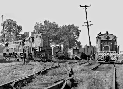 Illinois Terminal Railroad's shop area at Springfield, Illinois, in 1958. Photograph by J. Parker Lamb, © 2015, Center for Railroad Photography and Art. Lamb-01-062-03