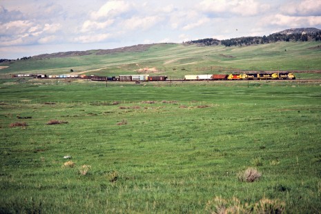 Southbound Santa Fe Railway freight train in Palmer Lake, Colorado, on May 22, 1987. Photograph by John F. Bjorklund, © 2015, Center for Railroad Photography and Art. Bjorklund-05-12-01