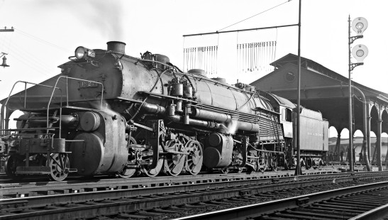 Reading Company 2-8-8-2 steam locomotive no. 1827 at Reading, Pennsylvania, on May 17, 1936. Photograph by Donald W. Furler, © 2017, Center for Railroad Photography and Art, Furler-08-055-02