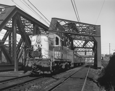 Erie Lackawanna Railway diesel locomotive no. 950 in Jersey City, New Jersey, on June 20, 1968; Photograph by Victor Hand; Hand-EL-30-150.JPG