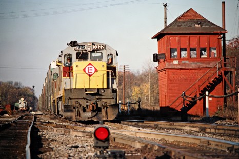 Westbound Erie Lackawanna Railway freight train at XN Tower in Greenville, Pennsylvania, on October 26, 1975. Photograph by John F. Bjorklund, © 2016, Center for Railroad Photography and Art. Bjorklund-55-18-12