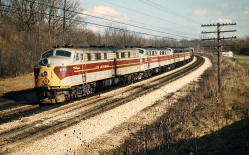 Westbound Erie Lackawanna Railway freight train in Huntington, Indiana, on March 27, 1976. Photograph by John F. Bjorklund, © 2016, Center for Railroad Photography and Art. Bjorklund-56-07-06