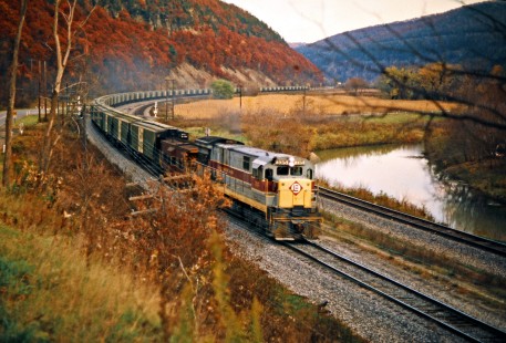 Westbound Erie Lackawanna Railway freight train in Cameron, New York, on October 17, 1974. Photograph by John F. Bjorklund, © 2016, Center for Railroad Photography and Art. Bjorklund-54-26-01