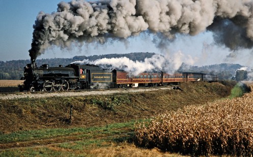 Westbound Ohio Central Railroad passenger train led by former Canadian Pacific Railway steam locomotive no. 1293 at Morgan Run, Ohio, on October 19, 2003. Photograph by John F. Bjorklund, © 2016, Center for Railroad Photography and Art. Bjorklund-78-16-01