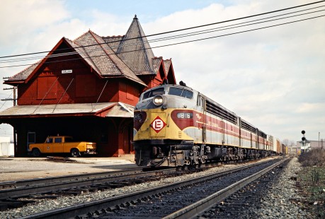Westbound Erie Lackawanna Railway freight train at station in Galion, Ohio, on March 7, 1976. Photograph by John F. Bjorklund, © 2016, Center for Railroad Photography and Art. Bjorklund-56-07-07