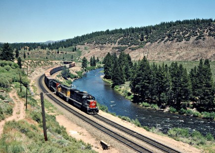 Westbound Southern Pacific Railroad freight train at Truckee, California, in June 1981. Photograph by John F. Bjorklund, © 2016, Center for Railroad Photography and Art. Bjorklund-85-18-14