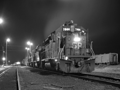 Eastbound Southern Pacific Railroad freight train awaits new crew at Del Rio, Texas, in October 1988. Photograph by J. Parker Lamb, © 2017, Center for Railroad Photography and Art. Lamb-02-081-01