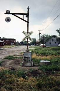Milwaukee Road crossing in St. Bernice, Indiana, on July 2, 1978. Photograph by John F. Bjorklund, © 2016, Center for Railroad Photography and Art. Bjorklund-66-25-24