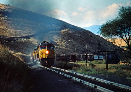 Eastbound Union Pacific Railroad freight train in Crooks, Oregon, on August 13, 1978. Photograph by John F. Bjorklund, © 2016, Center for Railroad Photography and Art. Bjorklund-89-22-16