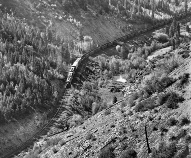 Eastbound Denver and Rio Grande Western Railroad freight train navigates Eagle River Canyon en route from Minturn, Colorado, to Tennessee Pass in June 1975. Photograph by J. Parker Lamb, © 2017, Center for Railroad Photography and Art. Lamb-02-095-08