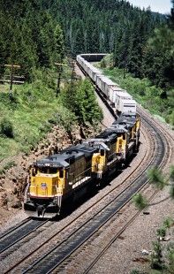 Eastbound Union Pacific Railroad freight train in Motanic, Oregon, on June 30, 1988. Photograph by John F. Bjorklund, © 2016, Center for Railroad Photography and Art. Bjorklund-91-16-02