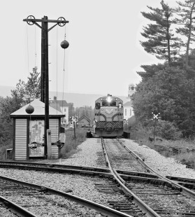 Eastbound Maine Central Railroad local freight train slows for ball signal at Berlin, New Hampshire, in June 1980. Photograph by J. Parker Lamb, © 2017, Center for Railroad Photography and Art. Lamb-02-116-10