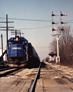 Eastbound Conrail freight train passing Morgan Tower in Quincy, Ohio, on April 5, 1980. Photograph by John F. Bjorklund, © 2016, Center for Railroad Photography and Art. Bjorklund-81-24-15