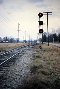 Louisville and Nashville Railroad signal at Anchorage, Kentucky, on December 24, 1977. Photograph by John F. Bjorklund, © 2016, Center for Railroad Photography and Art. Bjorklund-71-04-05