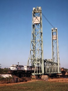 Kansas City Southern Railway locomotive no. 629 crossing the Neches River at Beaumont, Texas, on November 2, 1976. Photograph by John F. Bjorklund, © 2016, Center for Railroad Photography and Art. Bjorklund-61-02-11